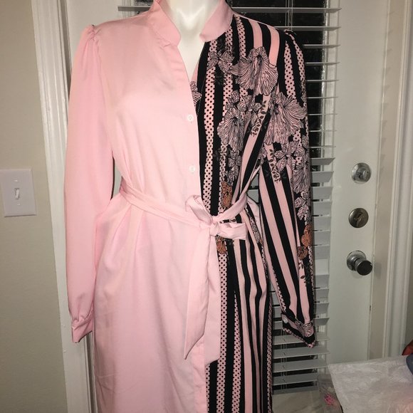 Pink & Black Floral Dress Shirt - Gorgeous, Belted, Medium  Box Car1 - Picture 2 of 7